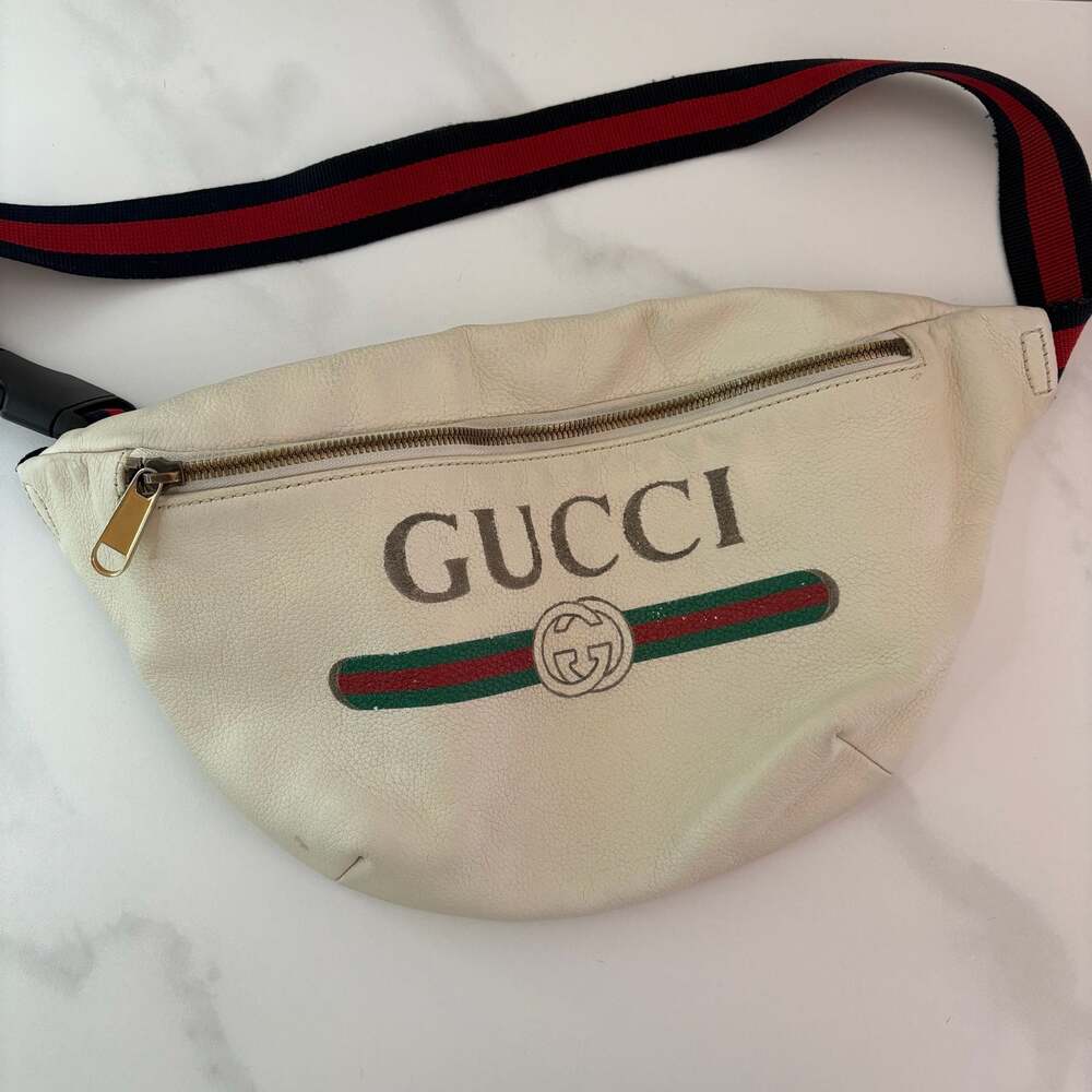 Gucci Off-White Leather Vintage Logo Web Belt Bag Waist Pouch